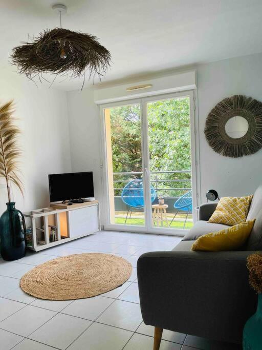 Appartement Cosy, Calme, Lumineux, Balcon, Parking サルラ・ラ・カネダ エクステリア 写真